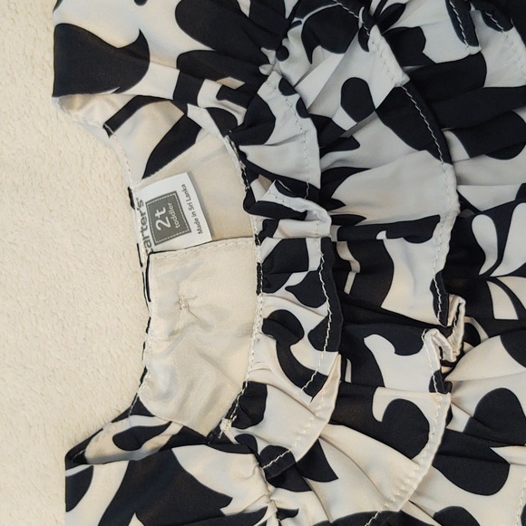 Girls 2T black and white floral print lined sleeveless soft silky dress. - Picture 4 of 7